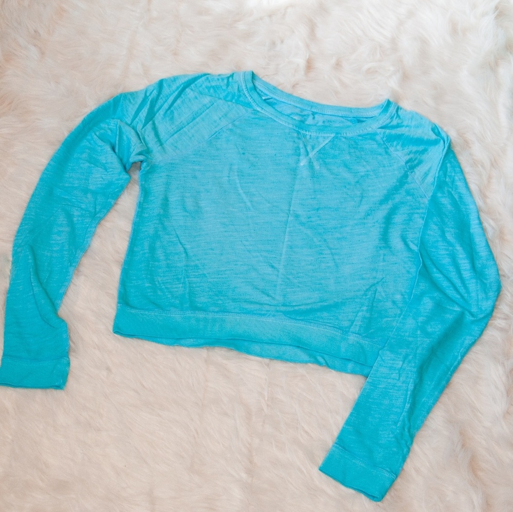 Crop sweater